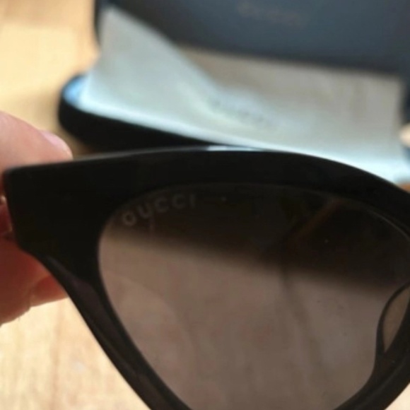 Gucci Acetate Cat-eye Sunglasses main image 4